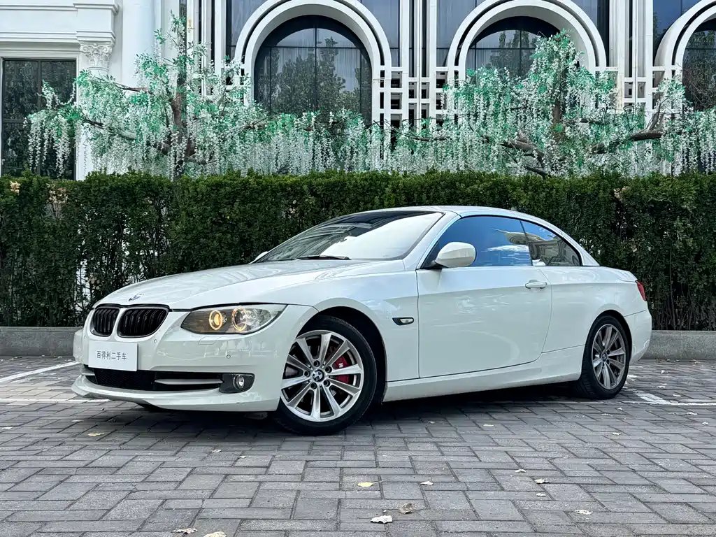 BMW 3 Series (Import) 2012