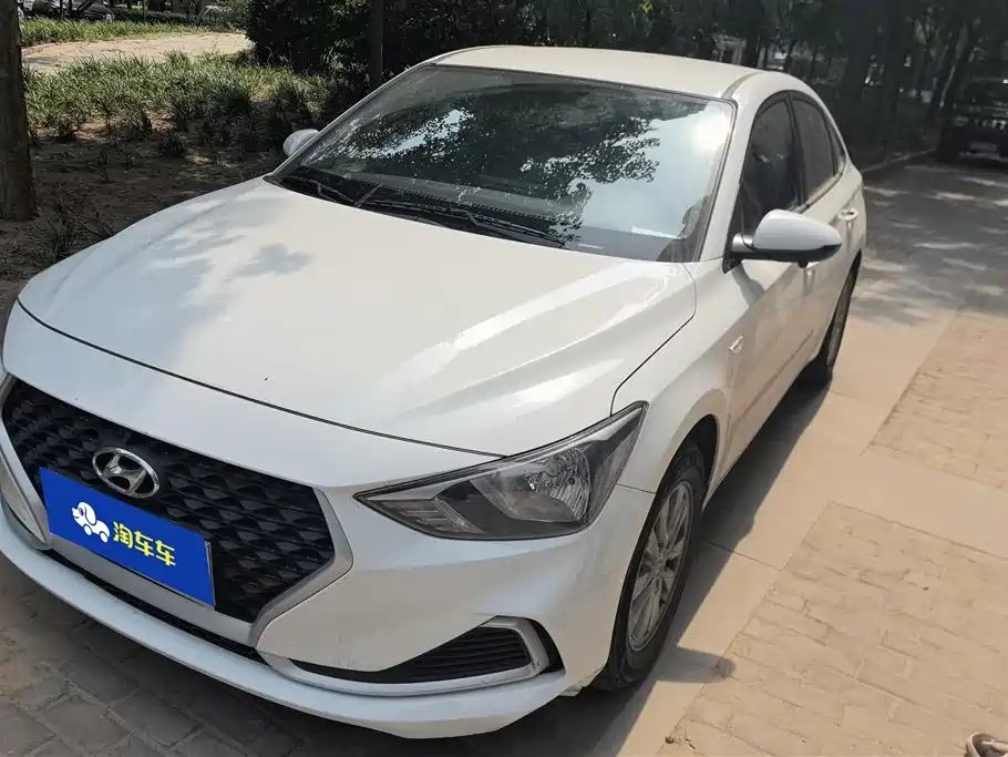 Hyundai Elantra 2020