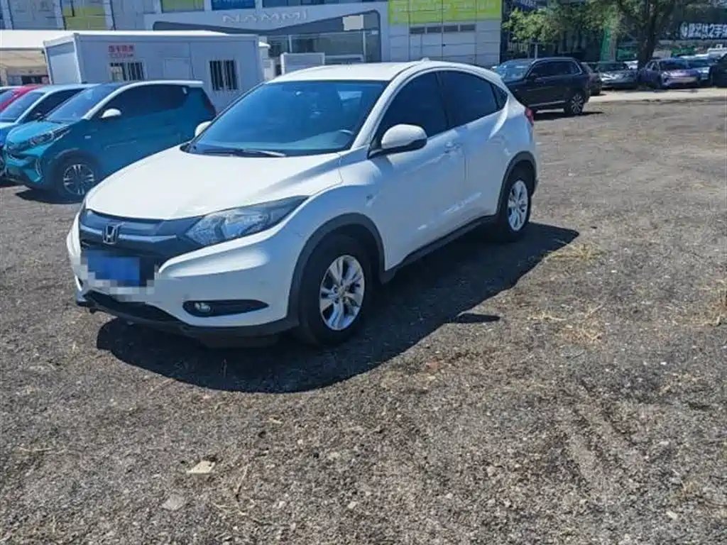 Honda Vezel 2015