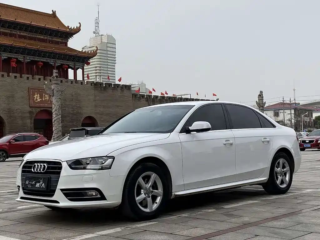 Audi A4L 2013