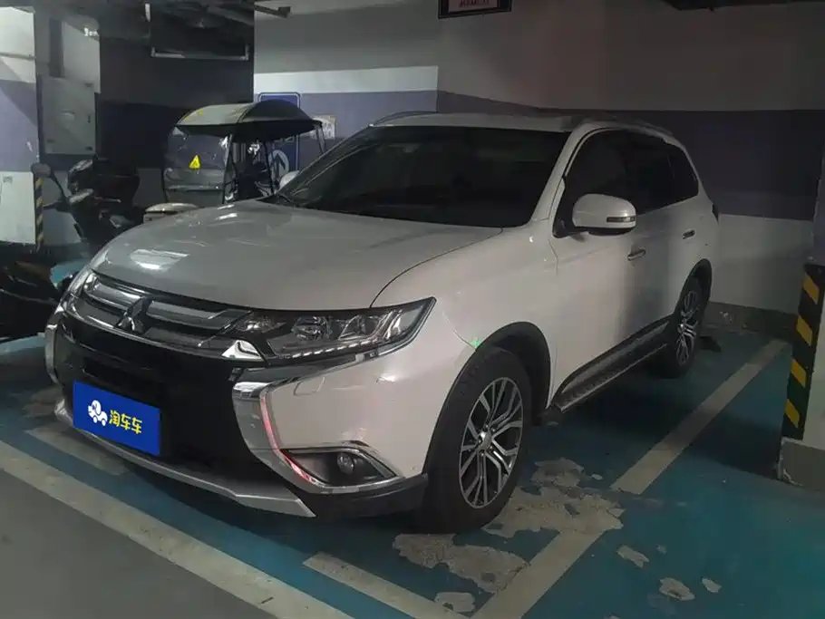 Mitsubishi Outlander 2017