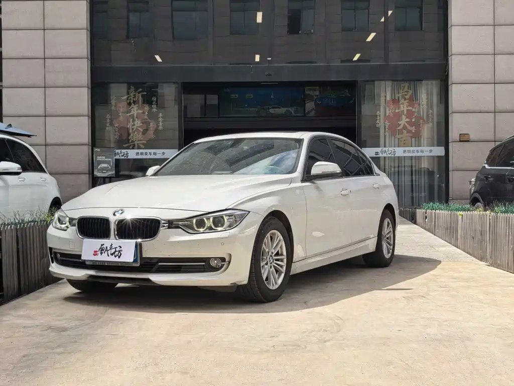 BMW 3 Series 2015