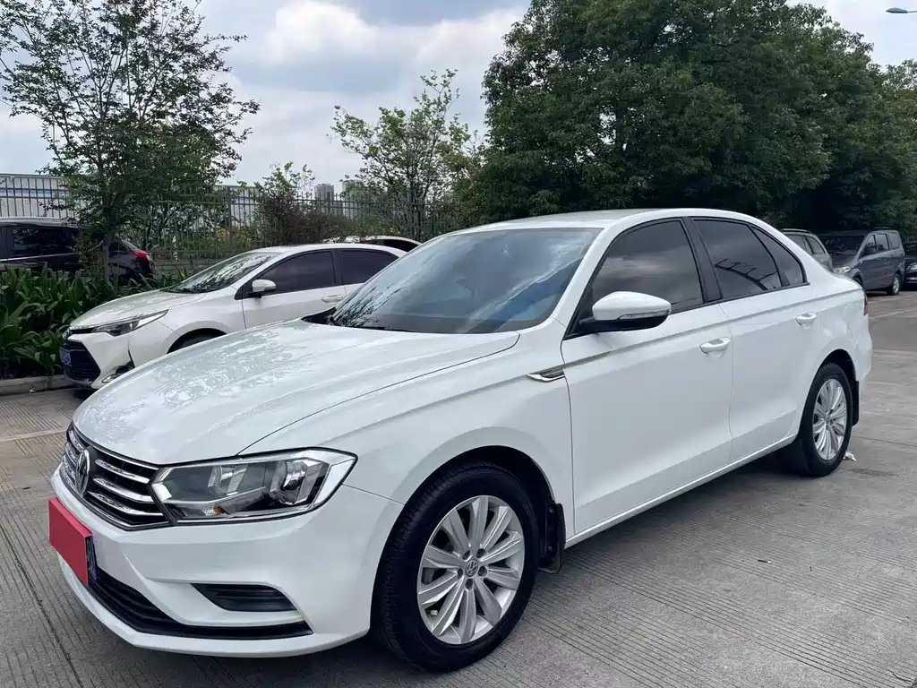 Volkswagen Bora 2021