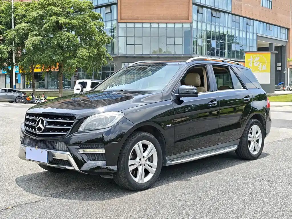 Mercedes-Benz M-Class 2012