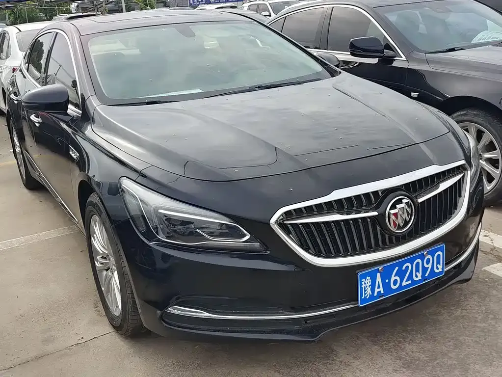 Buick LaCrosse 2018 — фото 1 из 7