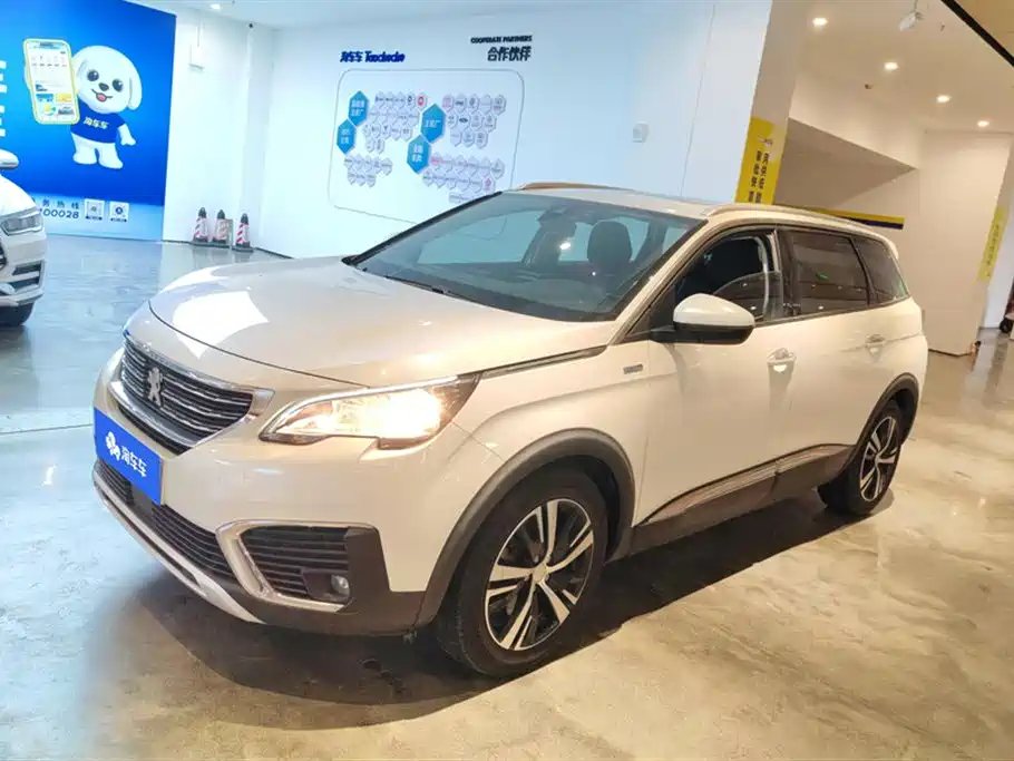 Peugeot 5008 2017