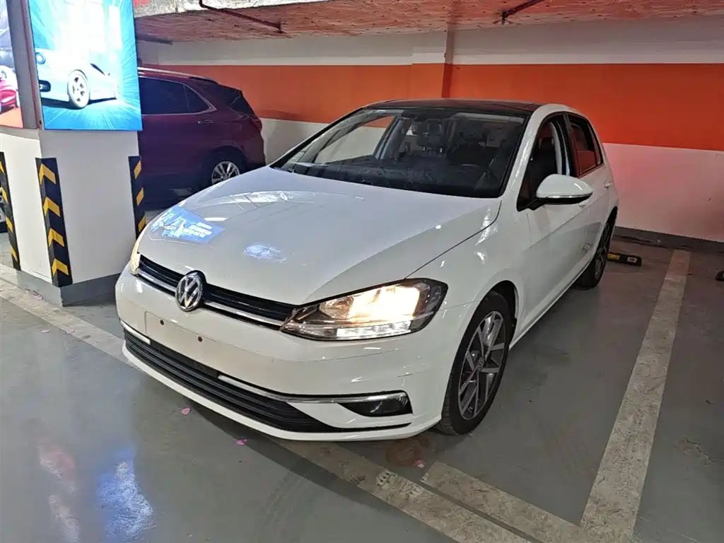 Volkswagen Golf 2020