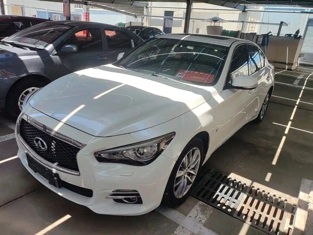 Infiniti Q50L 2017