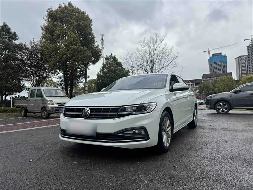 Volkswagen Bora 2021
