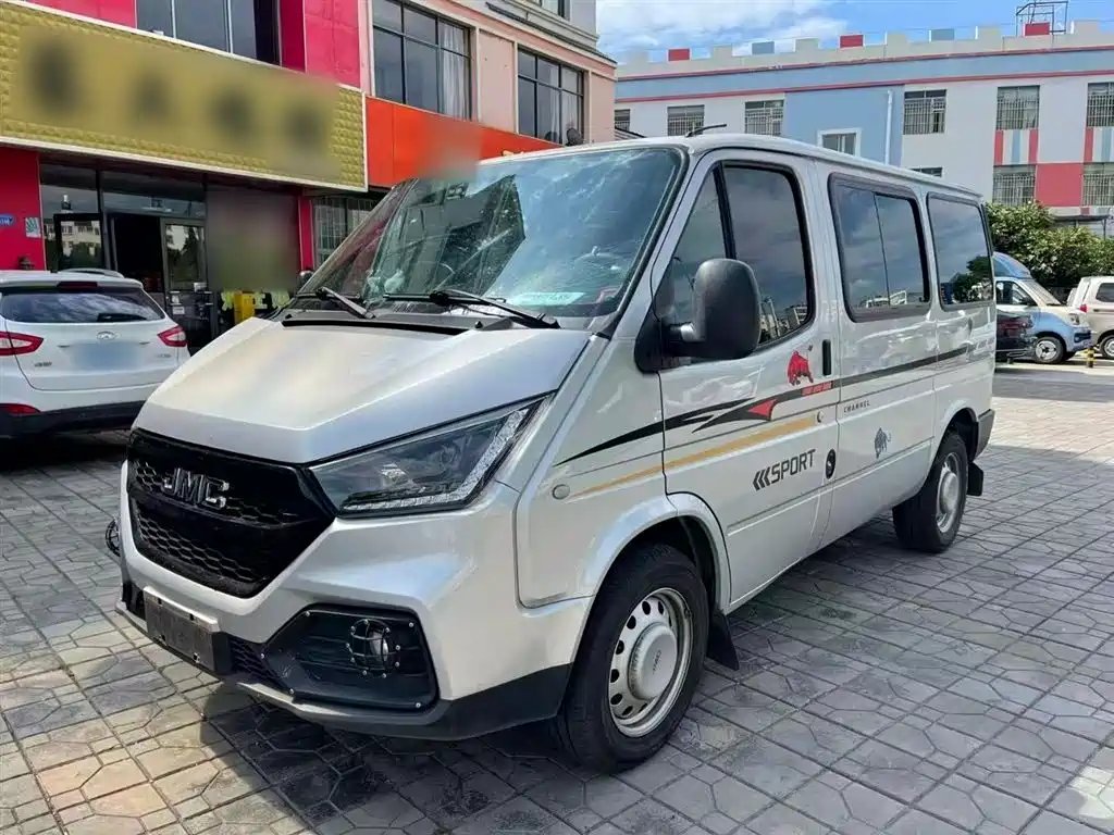 JMC Tesla 2022