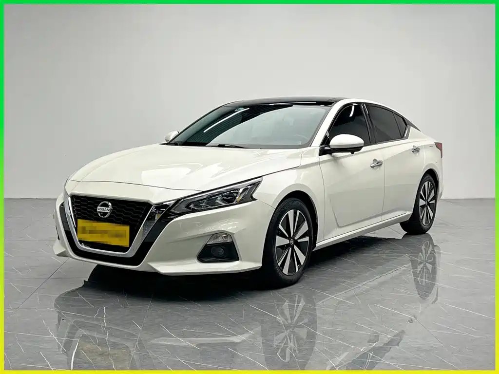Nissan Teana 2022