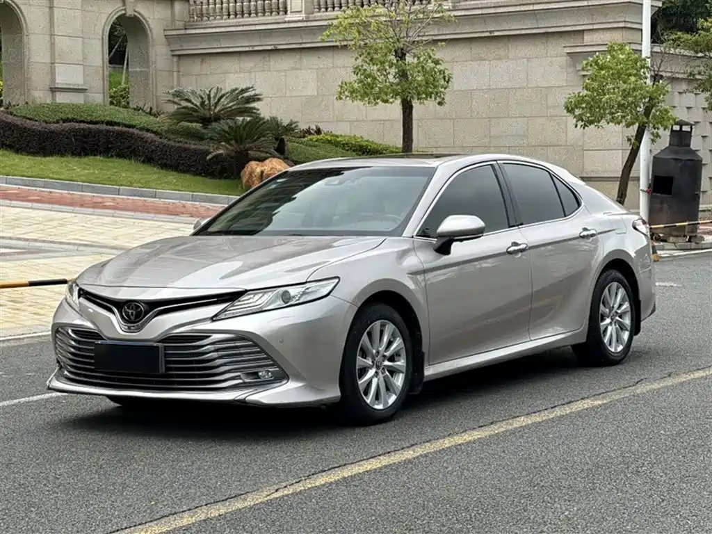 Toyota Camry 2018