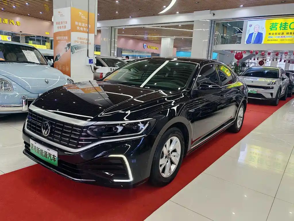 Volkswagen 帕萨特插电混动 2023