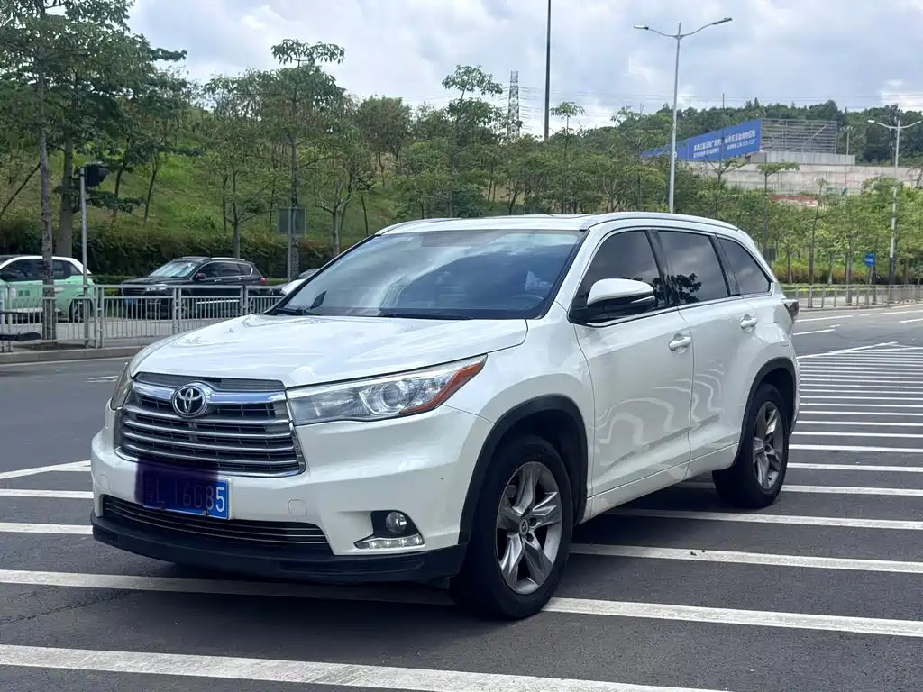 Toyota Highlander 2016