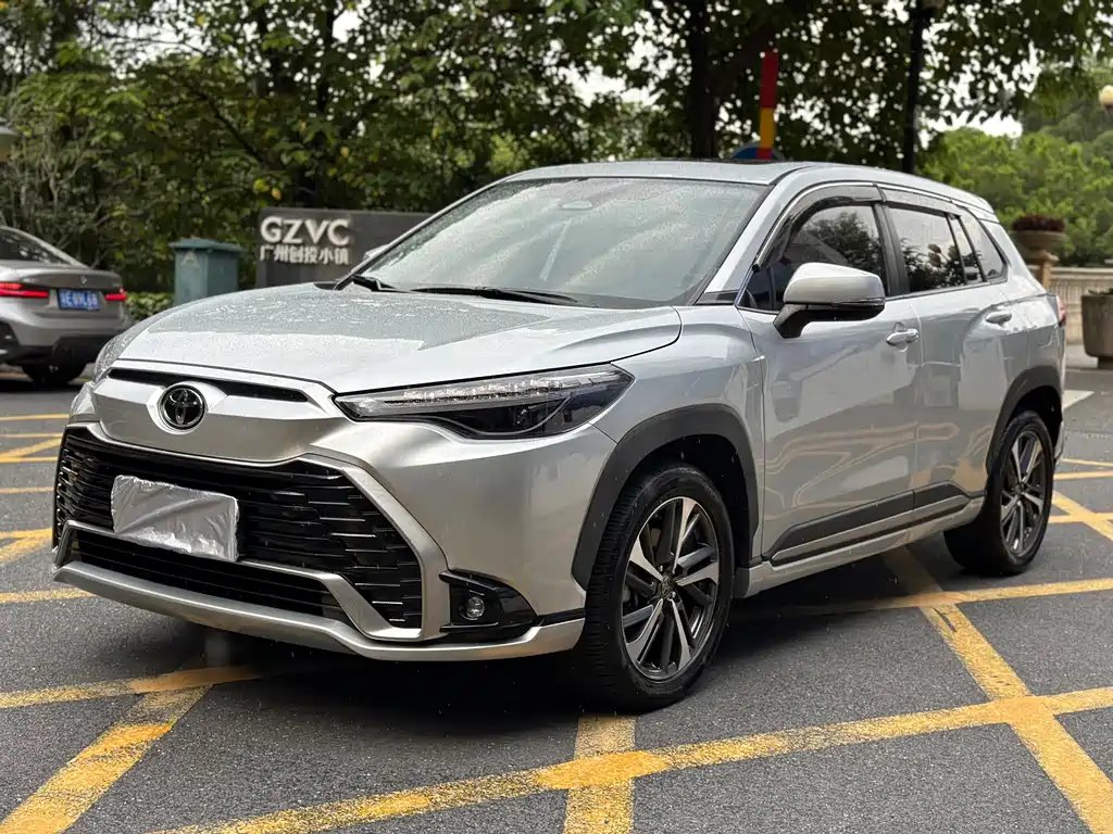 Toyota Frontlander 2023