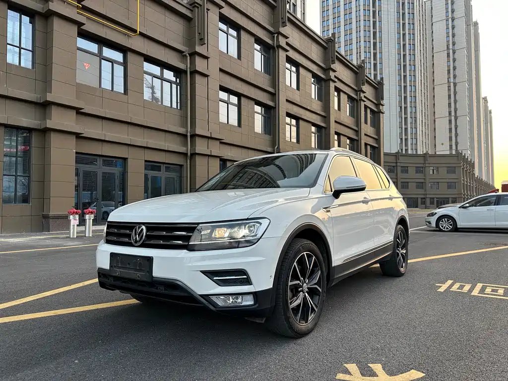 Volkswagen Tiguan L 2019