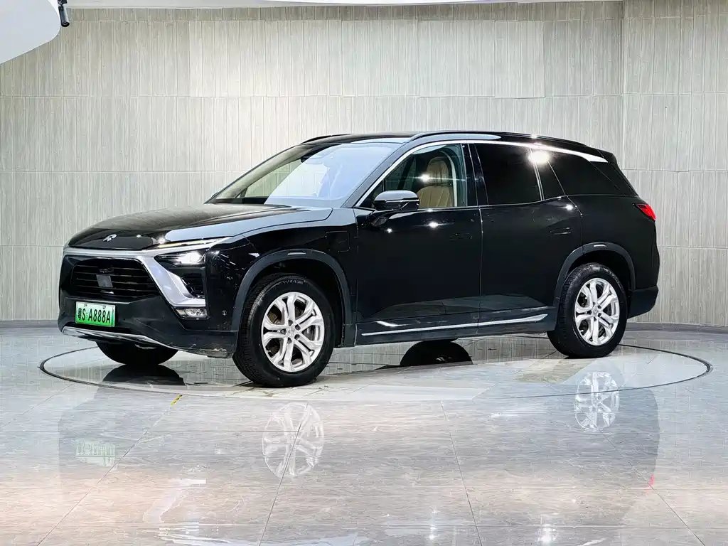 NIO ES8 2019
