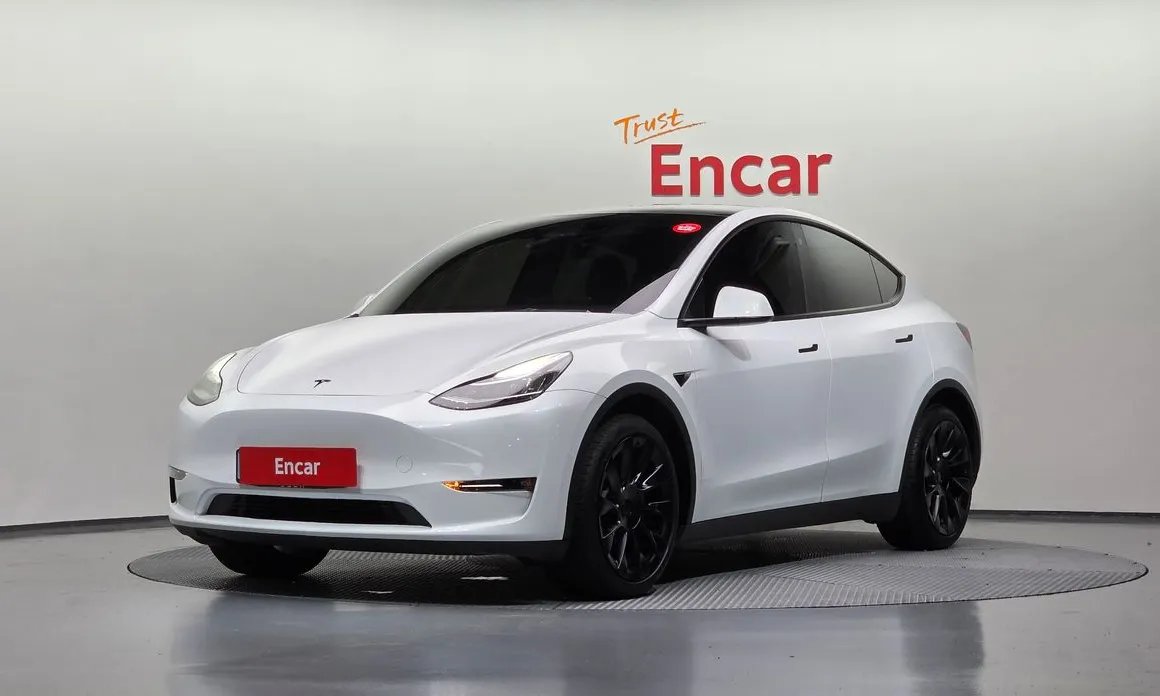 Tesla Model Y 2022