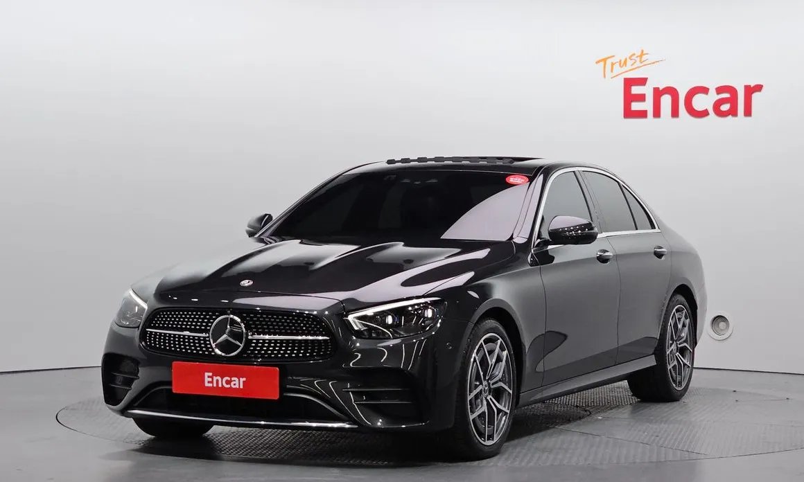 Mercedes-Benz E-Class 2023