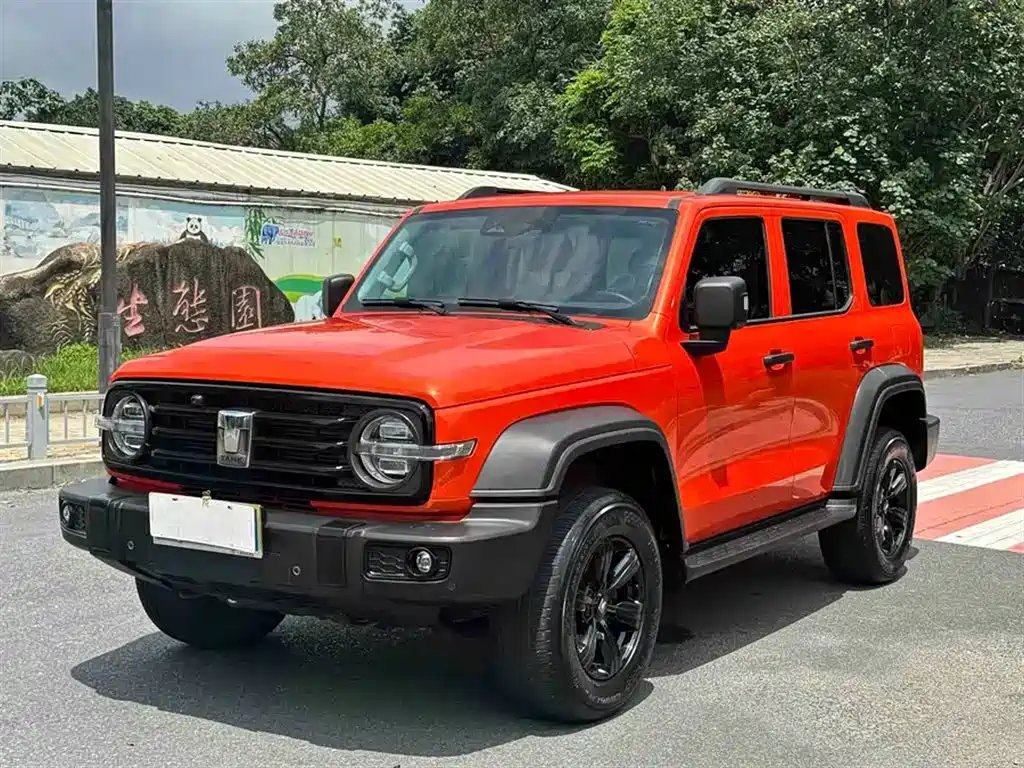 Tank Tank 300 2022