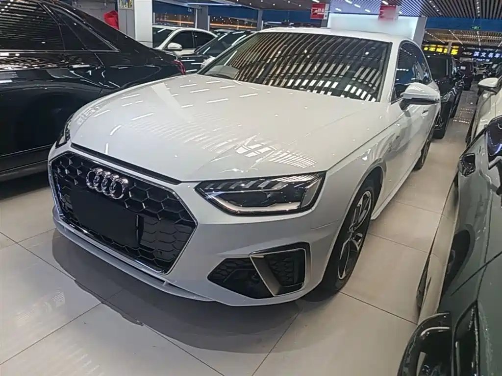 Audi A4L 2020