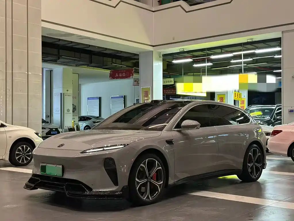 NIO ET5T 2024
