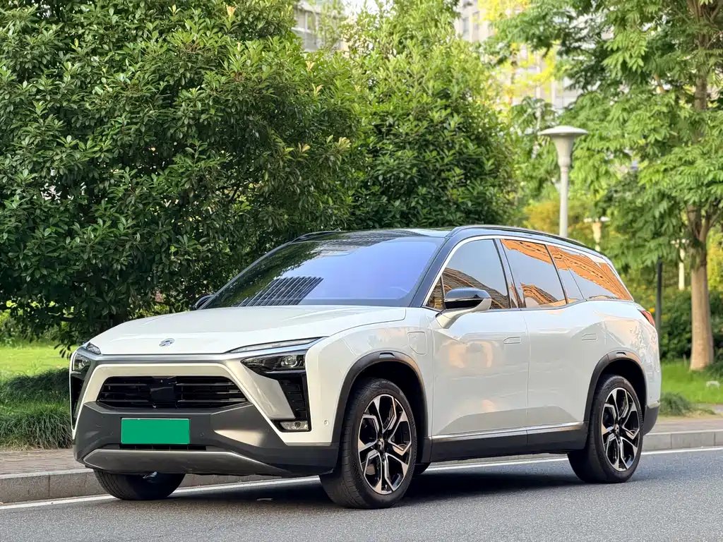 NIO ES8 2020
