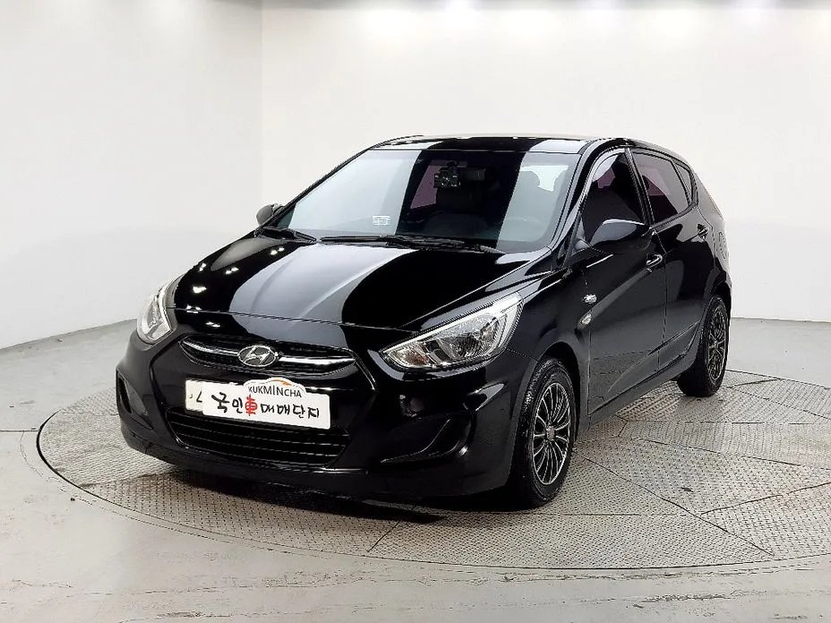 Hyundai Accent 2015