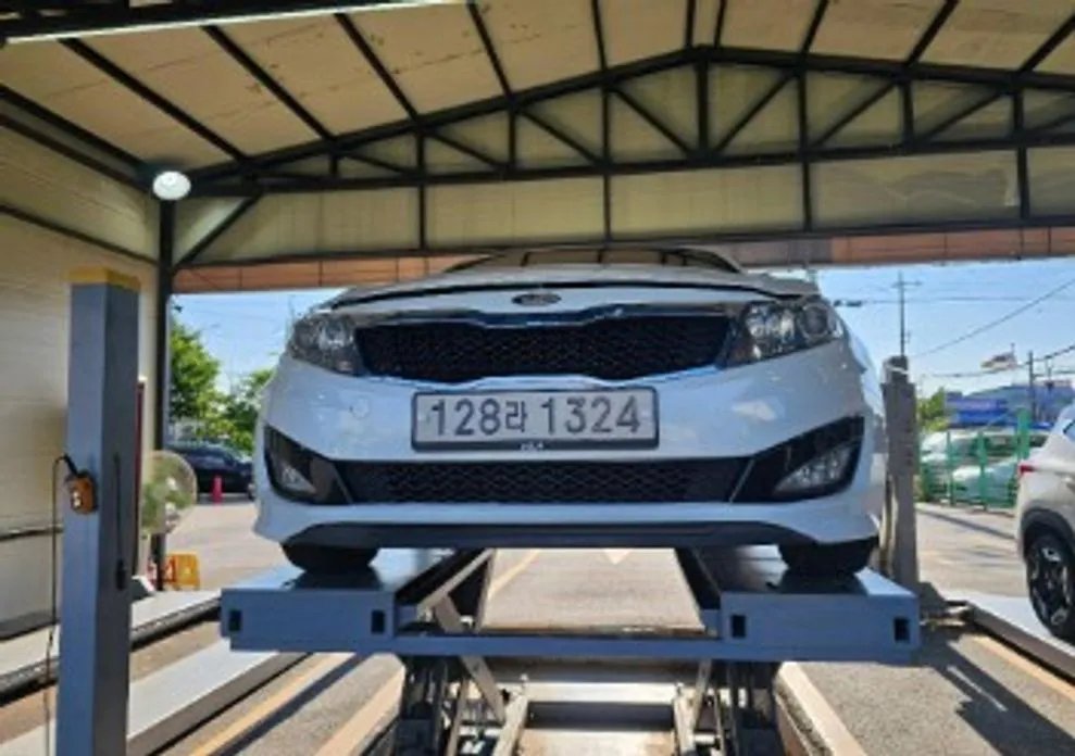 Kia K5 2011