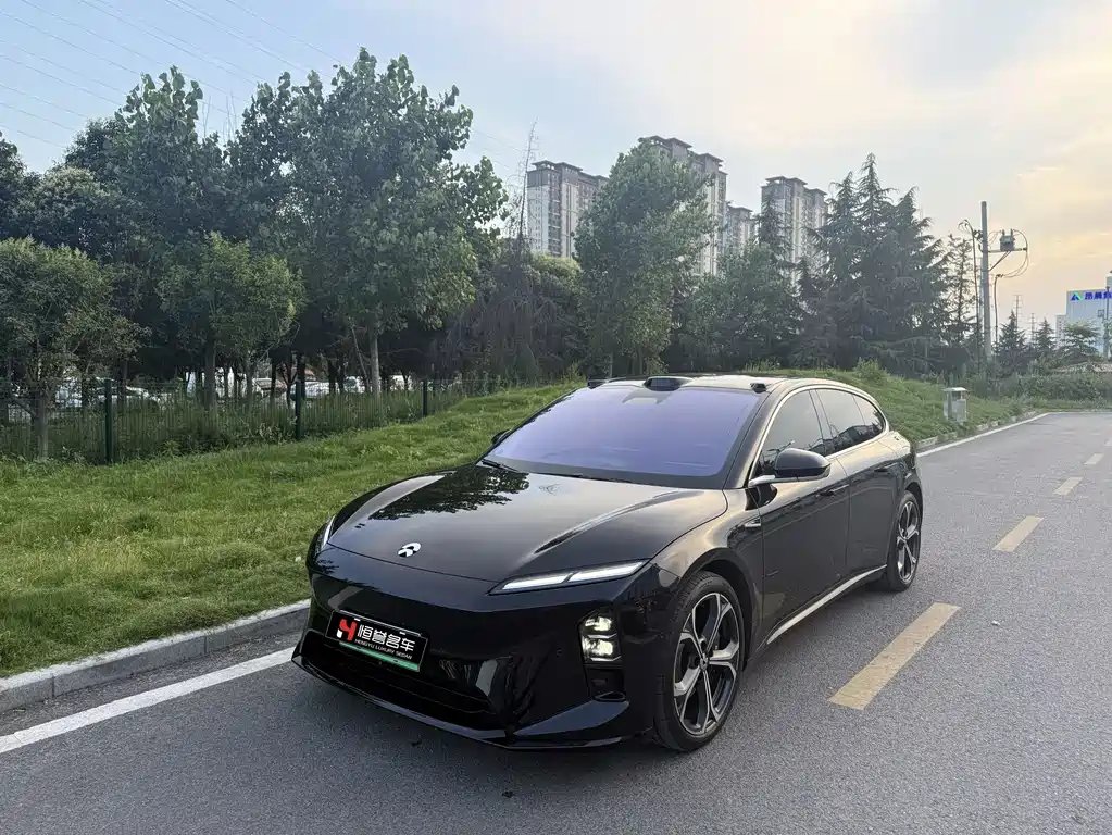 NIO ET5T 2025