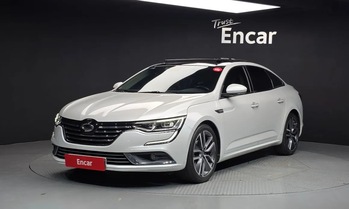 Renault SM6 2016