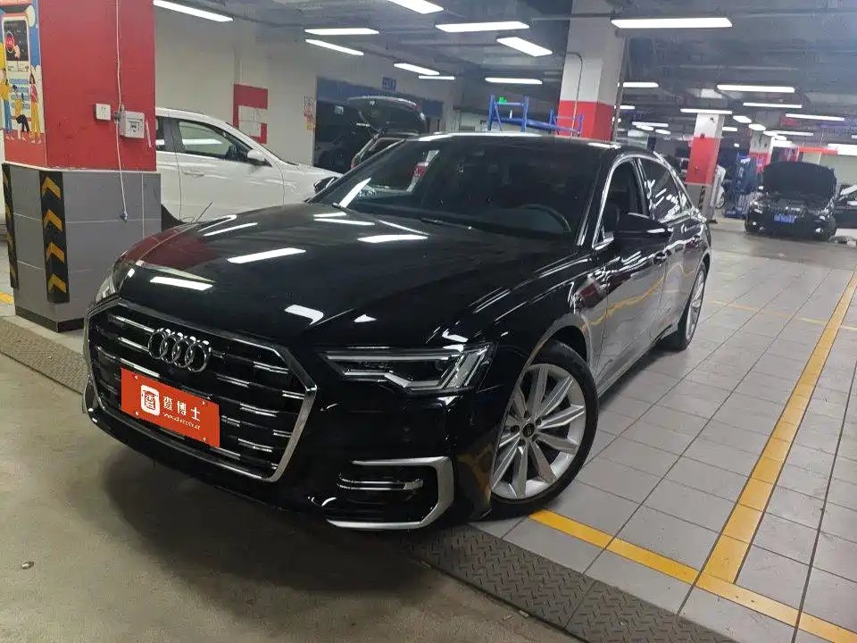 Audi A6L 2022
