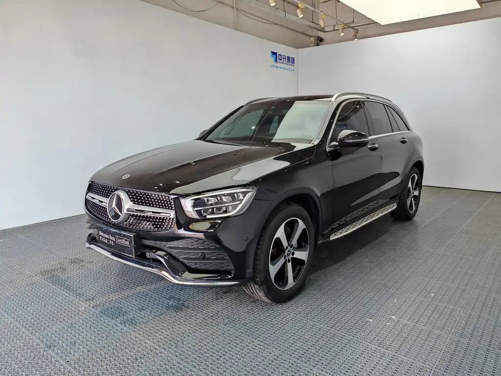 Mercedes-Benz GLC 2023