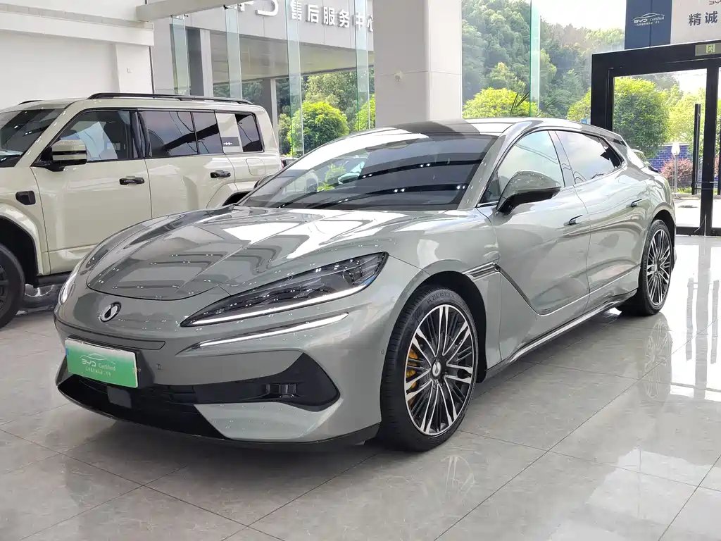 Denza Denza Z9GT 2024