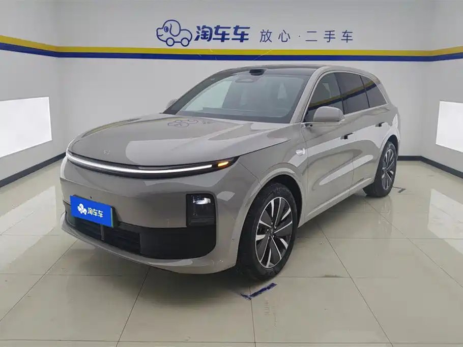 Li Auto Li L6 2025