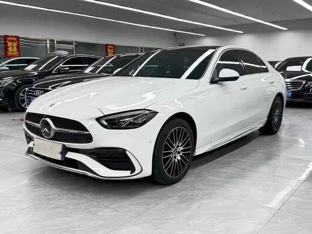 Mercedes-Benz C-Class 2024