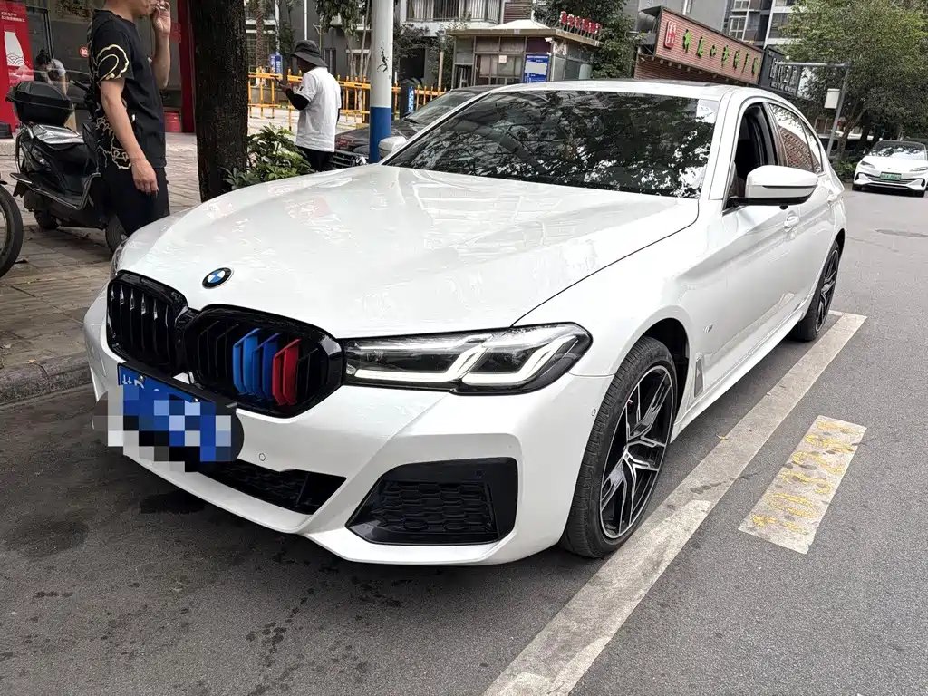 BMW 5 Series 2022