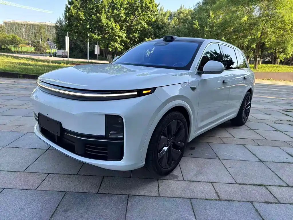 Li Auto Li L7 2024