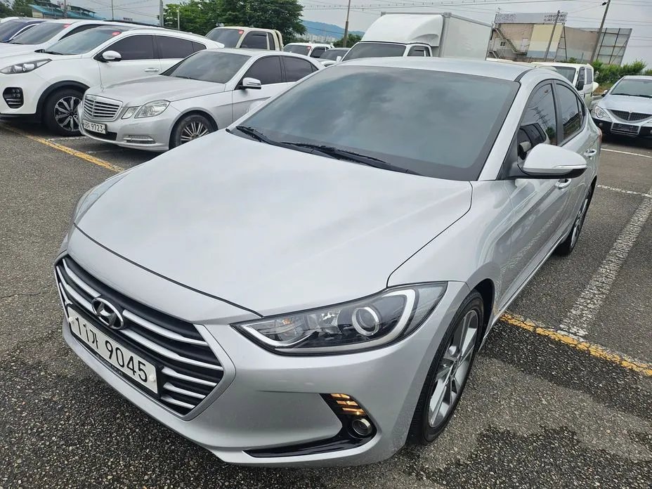 Hyundai AVANTE 2018