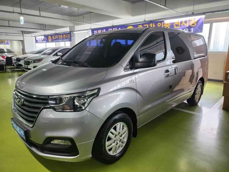 Hyundai Starex 2019