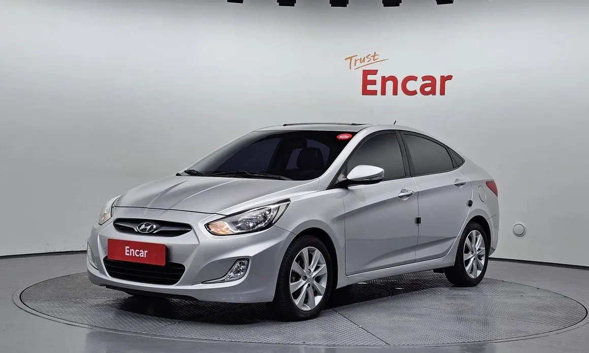Hyundai Accent 2012