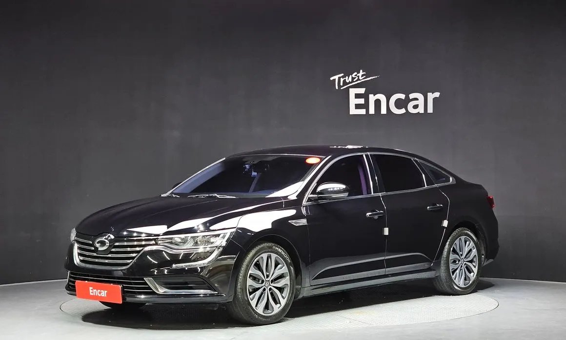 Renault SM6 2016