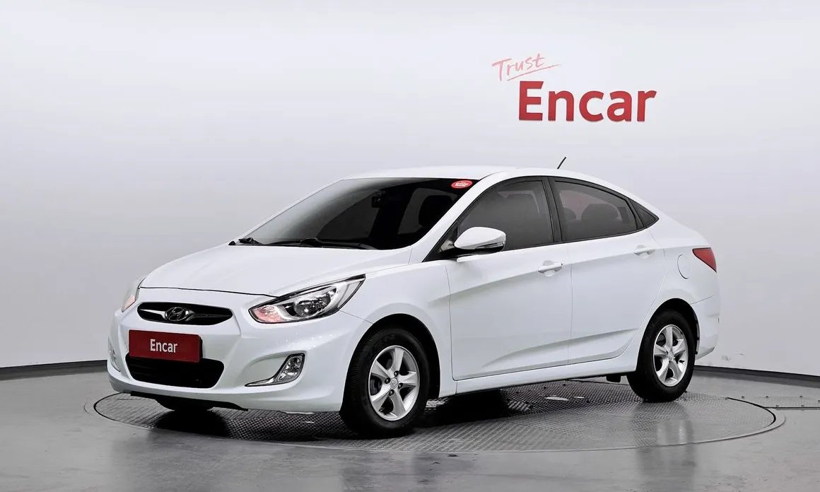 Hyundai Accent 2012