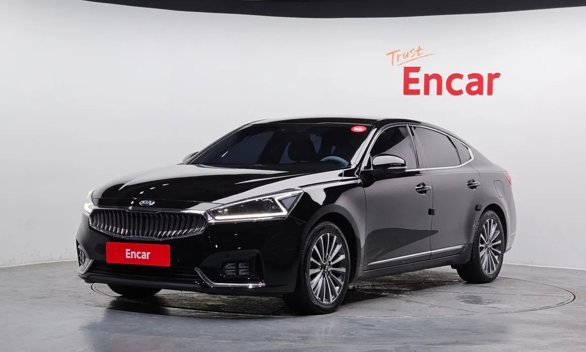Kia K7 2017 — фото 1 из 20