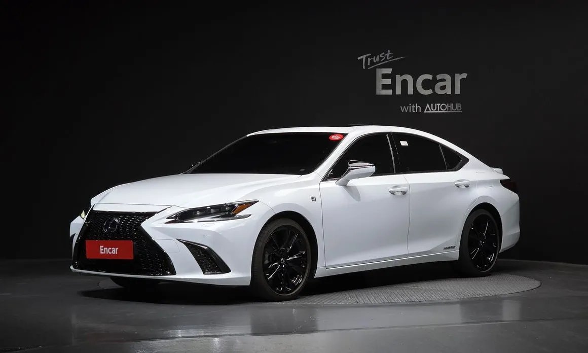 Lexus ES 2022