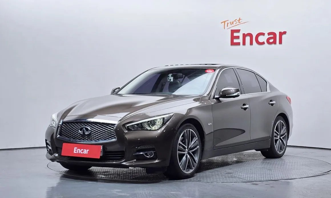 Infiniti Q50 2015