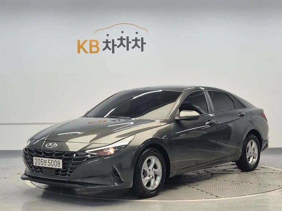 Hyundai AVANTE 2021