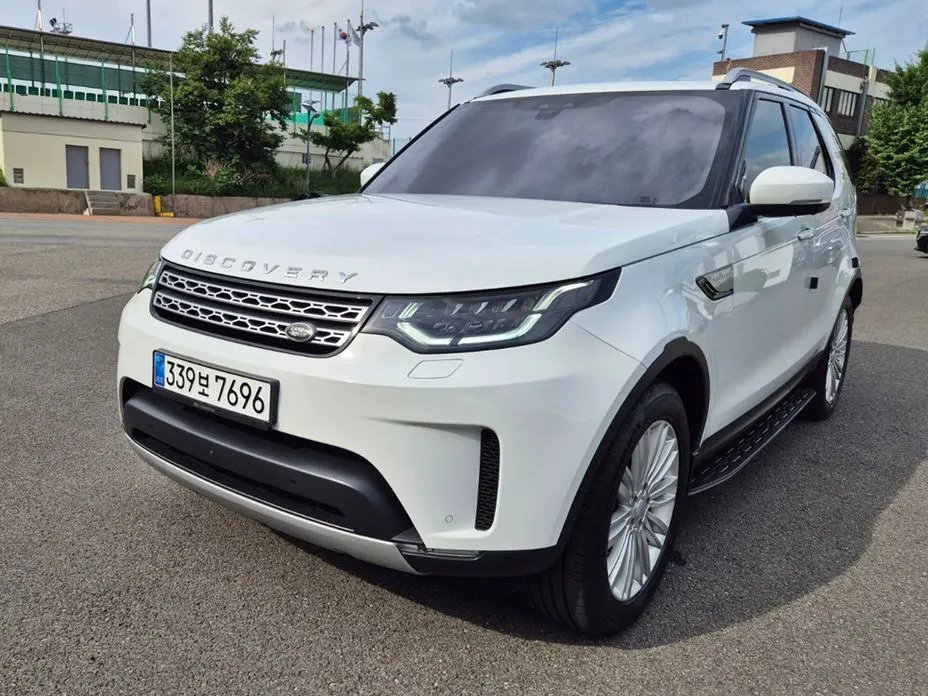 Land Rover Discovery 2018