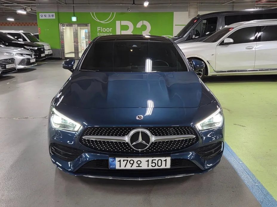 Mercedes-Benz CLA-Class 2021