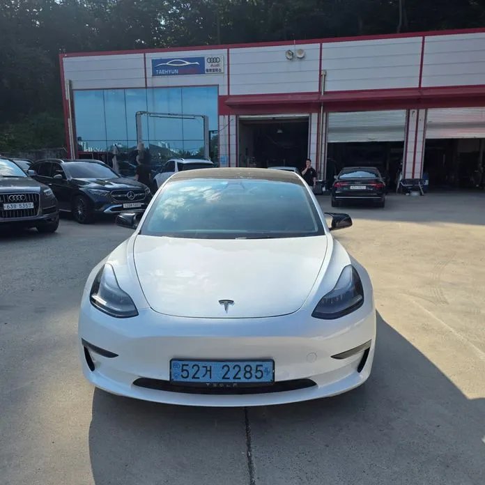 Tesla Model 3 2022